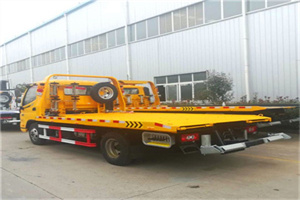 兴庆区附近拖车救援搭电